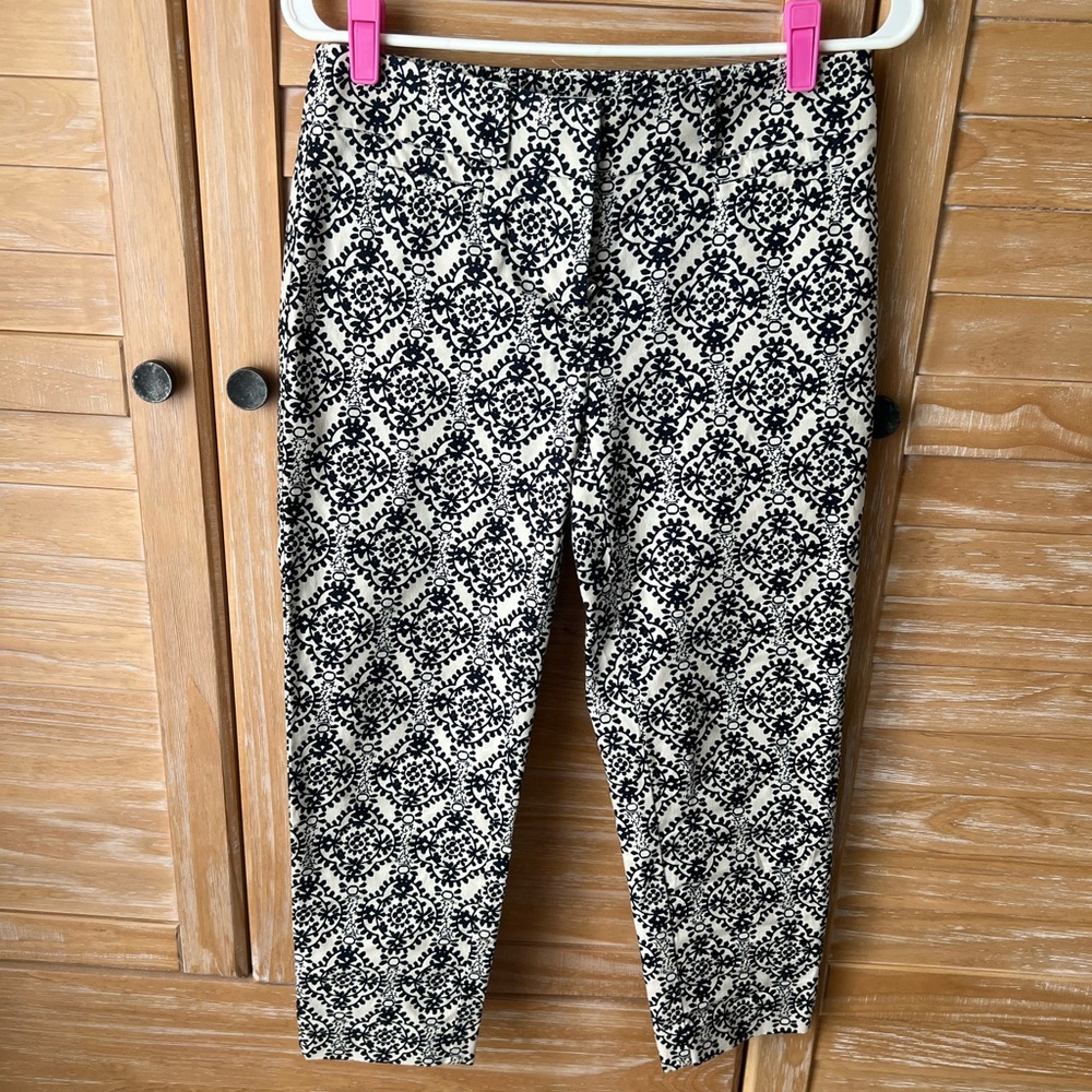LOFT Black and Cream Patterned Cropped Pants